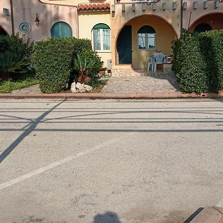 Holiday home Lorenzo's - *
